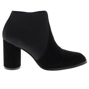 Intentionally‎ Blank Black Round Heel Suede Ankle Boots Booties Women's Size 7